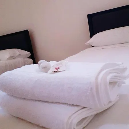 Poros Appartamento In Centro Апартаменты Болонья
